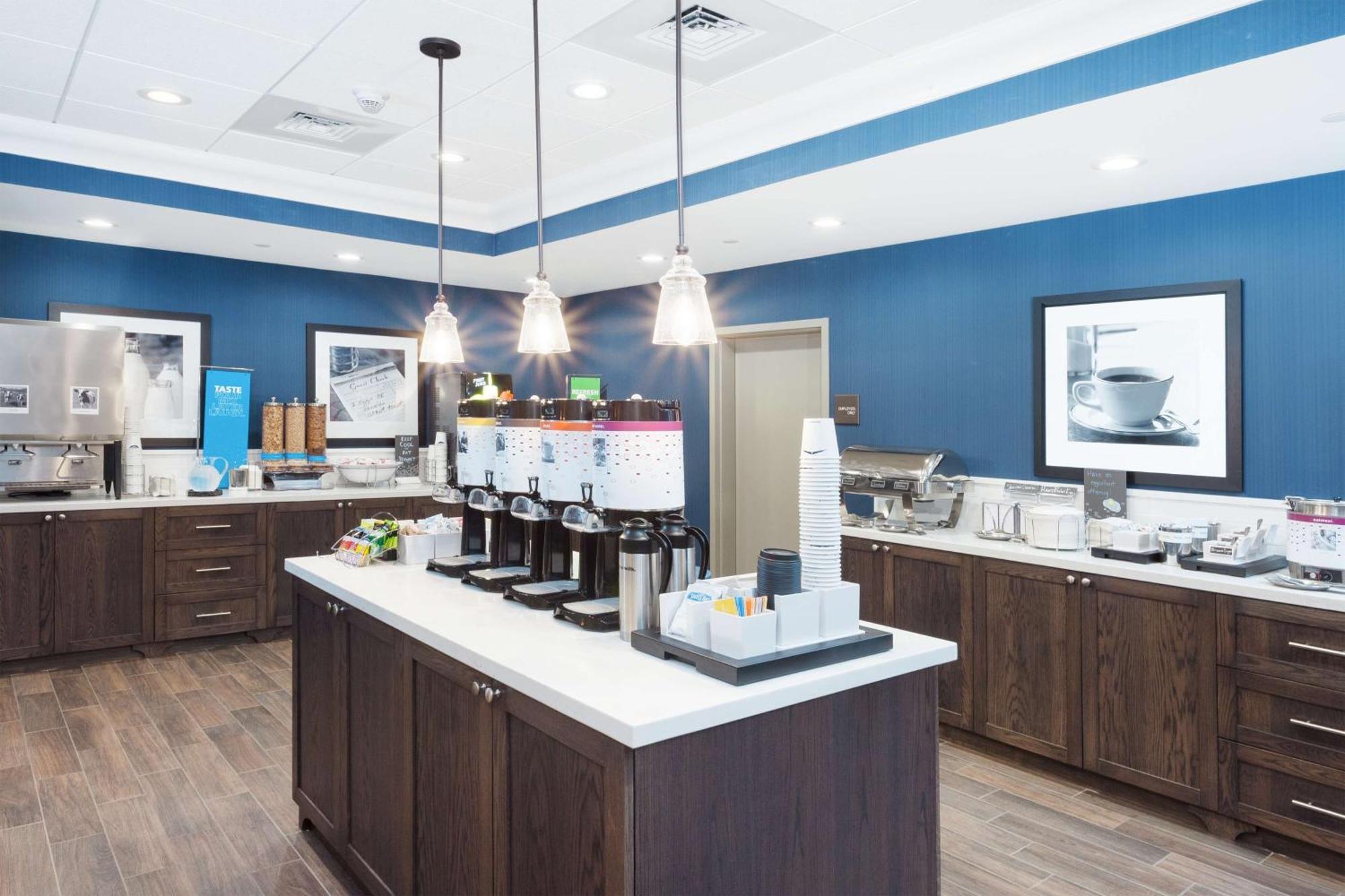 Hampton Inn Kennebunk Kennebunkport Me Екстер'єр фото
